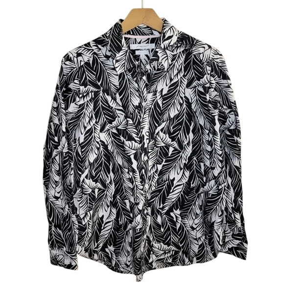 Foxcroft | Palms Black White Tropical Leaf Print Button Front Shirt Wrinkle Free - Picture 1 of 5